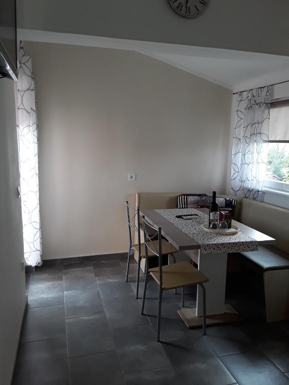 Apartment Anita Fažana Dış mekan fotoğraf